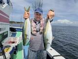 「【釣果速報】激旨サイズのワラサをゲット！神奈川県大松丸で五感が大満足する釣行に繰り出そう！」の画像2