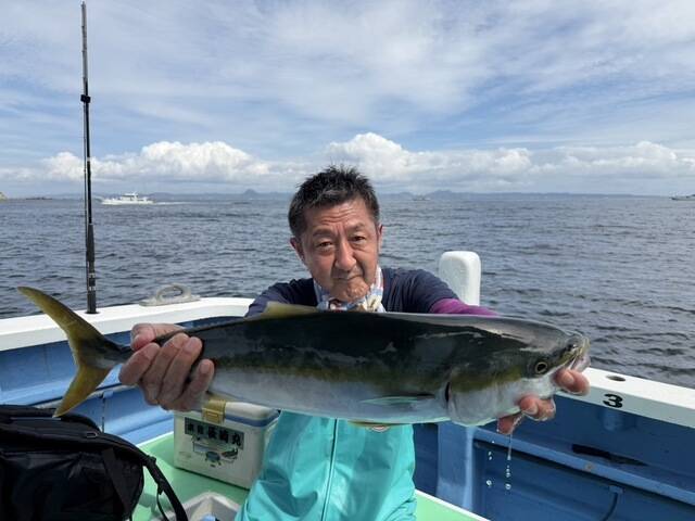 【釣果速報】激旨サイズのワラサをゲット！神奈川県大松丸で五感が大満足する釣行に繰り出そう！