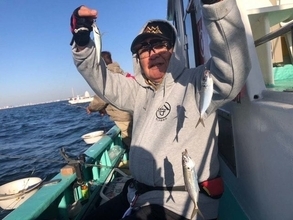 【釣果速報】千葉県守山丸のアジ釣行で竿頭が驚愕の275匹キャッチ達成！大満足の釣行へ今すぐGO！