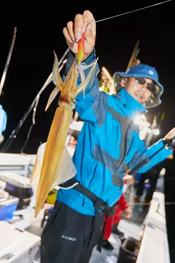 「イカメタルで注目のオモリグにぴったりなドロッパーがコレ」の画像