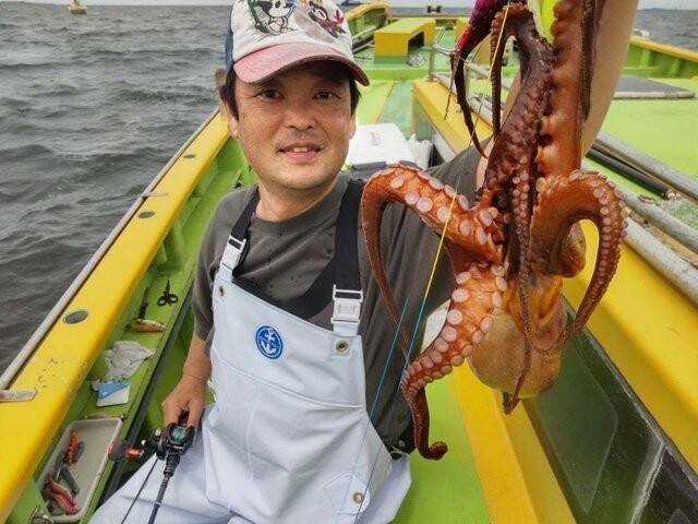 【釣果速報】神奈川県鴨下丸kawanaで全員マダコGET達成！1.50kgの良型タコも！このチャンスを逃さずに！！
