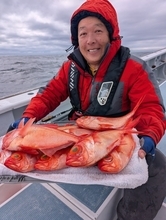 【釣果速報】神奈川県太郎丸で良型キンメダイゲット！クロムツもヒット炸裂！今釣らなくていつ釣るの！