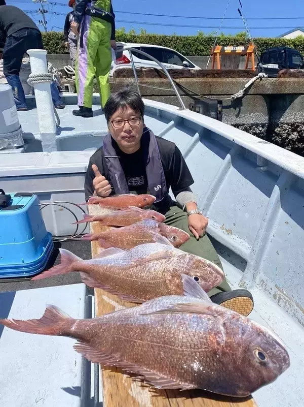 【釣果速報】基本が大事！最大3.50kgのマダイ釣れる！静岡県山大丸で今すぐ自己記録を更新だ！