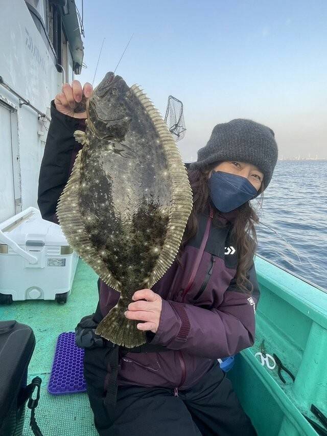 【釣果速報】茨城県植田丸で誰もがうらやむ3.40kgヒラメをキャッチ！初めて船釣りに挑戦した女性アングラーも好釣！あなたも乗船してヒラメ三昧しませんか？