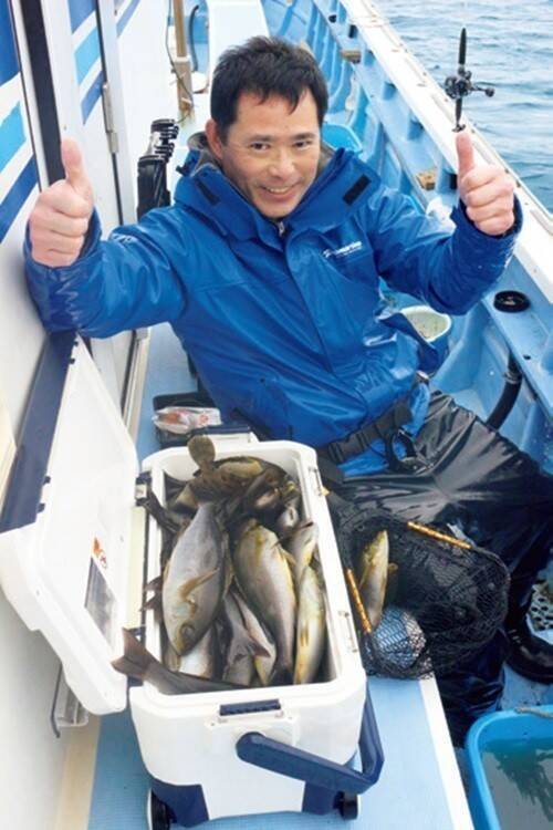 待ってました大イサキ！ 洲ノ崎沖で快釣スタート