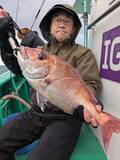 「【釣果速報】あきらめないのが大事！茨城県長岡丸で3.14kgマダイGET！まだまだこれから！」の画像2