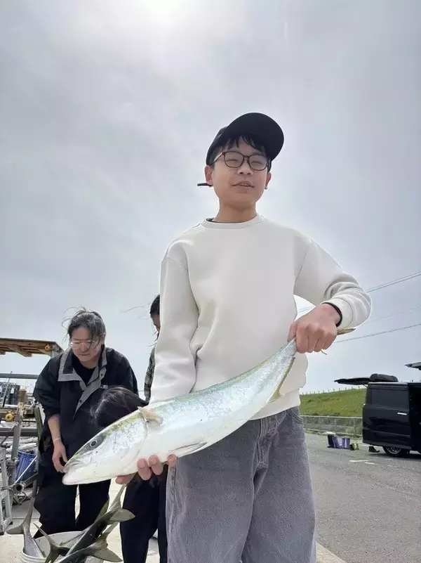 「【釣果速報】和歌山県美友丸でメジロMAX75cm＆サゴシやサバもGET！とことん楽しみたい方はぜひ乗船を！」の画像