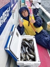 【釣果速報】神奈川県正海丸でイサキ&アジ好調！クーラーにぎっしり！今すぐ乗船してこの波に乗ろう！
