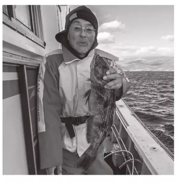 「東北のカレイ好期へ 小づいて誘って連発」の画像