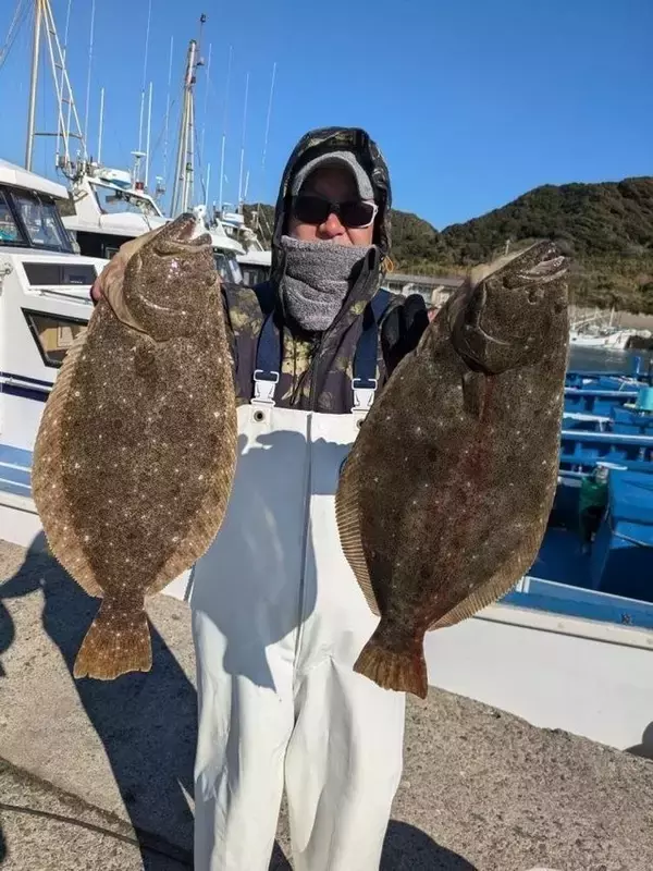 【釣果速報】千葉県隆正丸で2.20kgの良型ヒラメがヒット！ヒラメのアタリを思う存分感じよう！