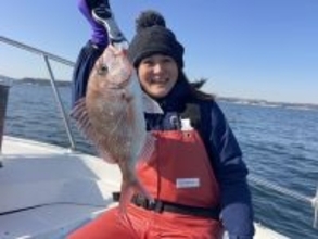 【釣果速報】神奈川県村本海事でマダイをキャッチ！外道も豊富で絶好調！あなたも大物マダイを捕まえに行きませんか？