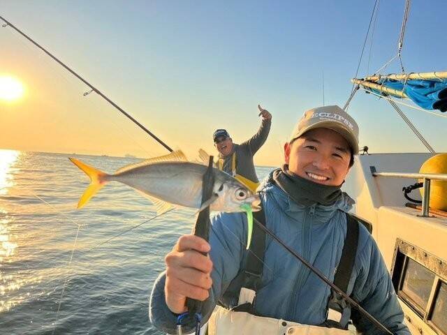 【釣果速報】神奈川県政信丸で40cmのジャンボサイズをはじめ良型主体中心でアジヒット！ポイントを熟知する船長が大満足の釣行をナビゲート！