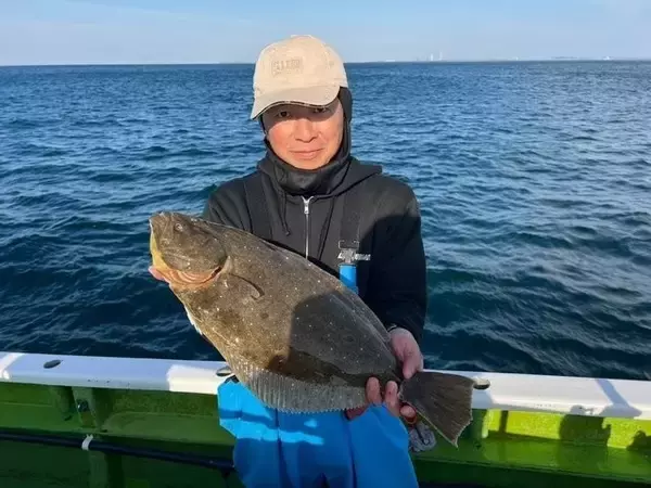 「【釣果速報】神奈川県政信丸で40cmのジャンボサイズをはじめ良型主体中心でアジヒット！ポイントを熟知する船長が大満足の釣行をナビゲート！」の画像