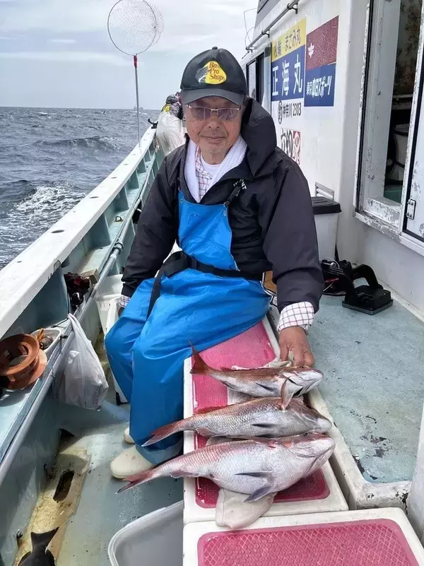 「【釣果速報】なんて映える釣果写真なんだ！5.20kgのマダイを順調にゲット！神奈川県正海丸でどでかいターゲットを獲ろう！」の画像
