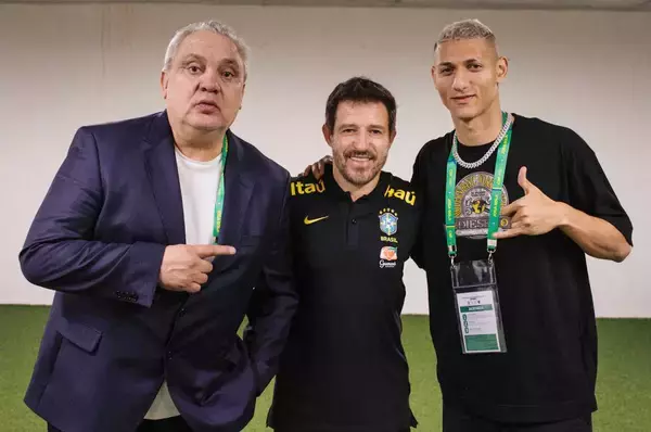 「U-20ブラジル代表監督として好スタートを切った元Jリーガー」の画像