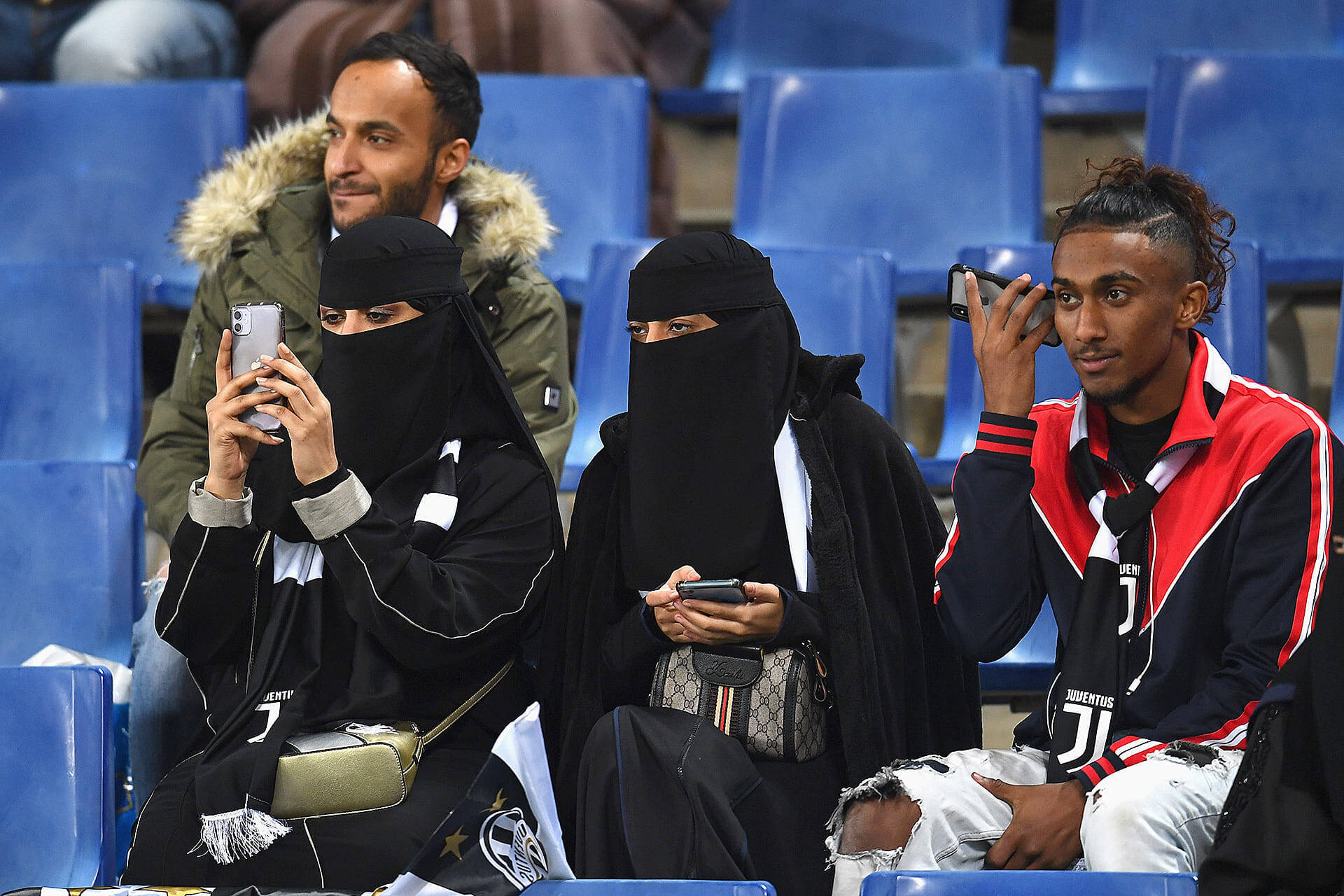 人権侵害国へサッカーを持って行くべきか スペインスーパーカップを巡って 年1月8日 エキサイトニュース 3 4