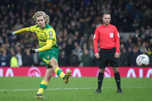 デコか ジャスティン ビーバーか ノリッチの異端児トッド カントウェル 年3月12日 エキサイトニュース