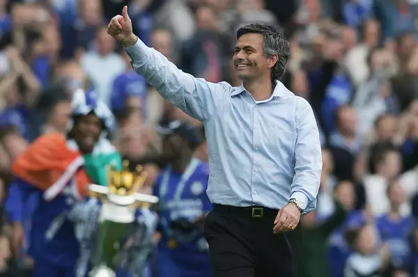 「チェルシー、ライバルを直接対決で下しつかんだ初のプレミア連覇」の画像