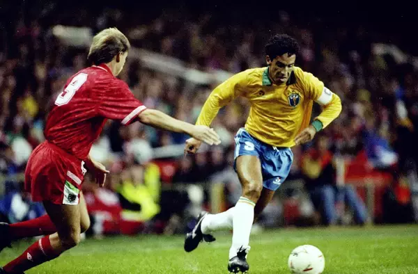 「「蹴慣」「3つの動き」「母指球シュート」 ストライカー専門コーチ・長谷川太郎の奥義伝授！」の画像