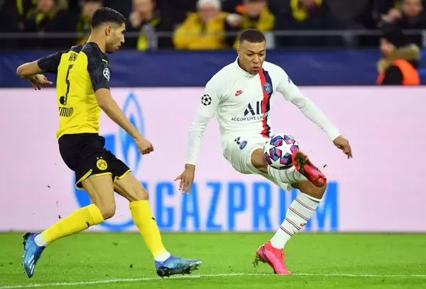 「サッカーとは――偶然を必然に変えていく作業。 その上で、偶然をどれだけ味方にできるか」の画像