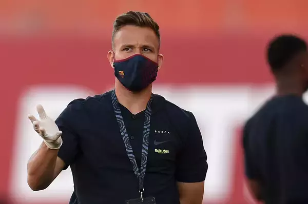 指揮官のマネージメントが招いた危機。アルトゥールがPCR検査を拒否