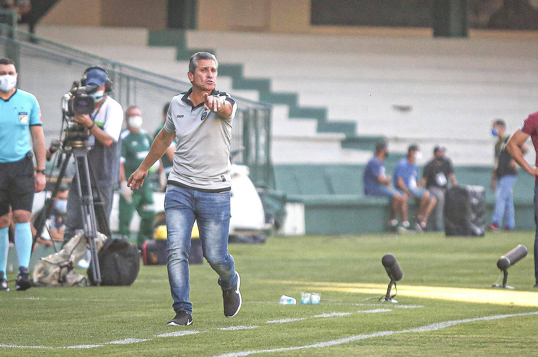 ジョルジーニョ、コリチーバ監督復帰で熱いスタートを切る