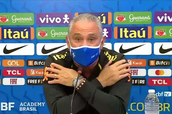 「ネイマール、チッチ、サンパイオ……少年を心の傷から救うブラジル代表」の画像