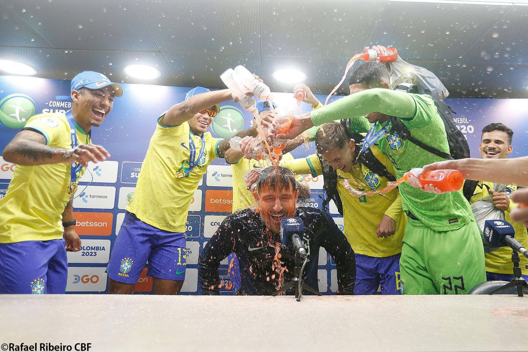 ブラジル代表暫定監督に就任した元Jリーガー、ラモン・メネーゼスへの現地評はいかに