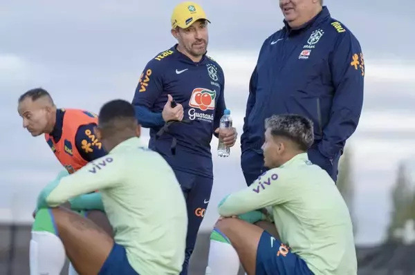 「ラモン・メネーゼス率いるU-20ブラジル代表、“結束力”で優勝を目指す」の画像