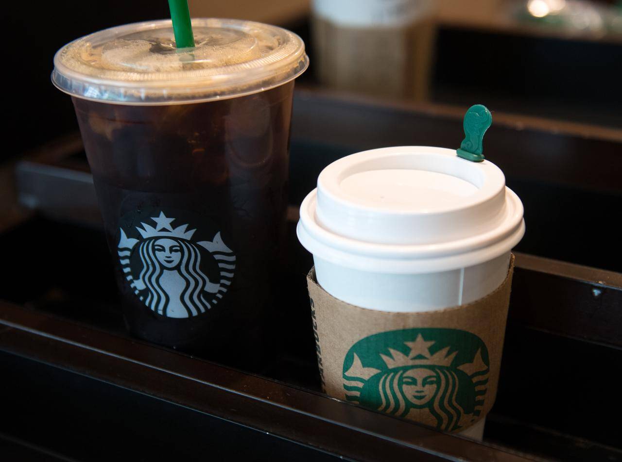 スターバックスで飲める「100kcal未満」のドリンクとは?