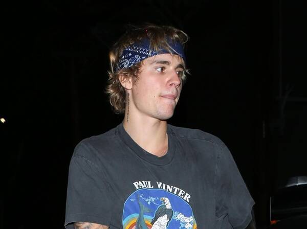 ジャスティン ビーバーの tシャツ の着こなしが斬新すぎる 18年2月16日 エキサイトニュース ジャスティン ビーバーの tシャツ の着こなしが斬新すぎる 18年2月16日 エキサイトニュース