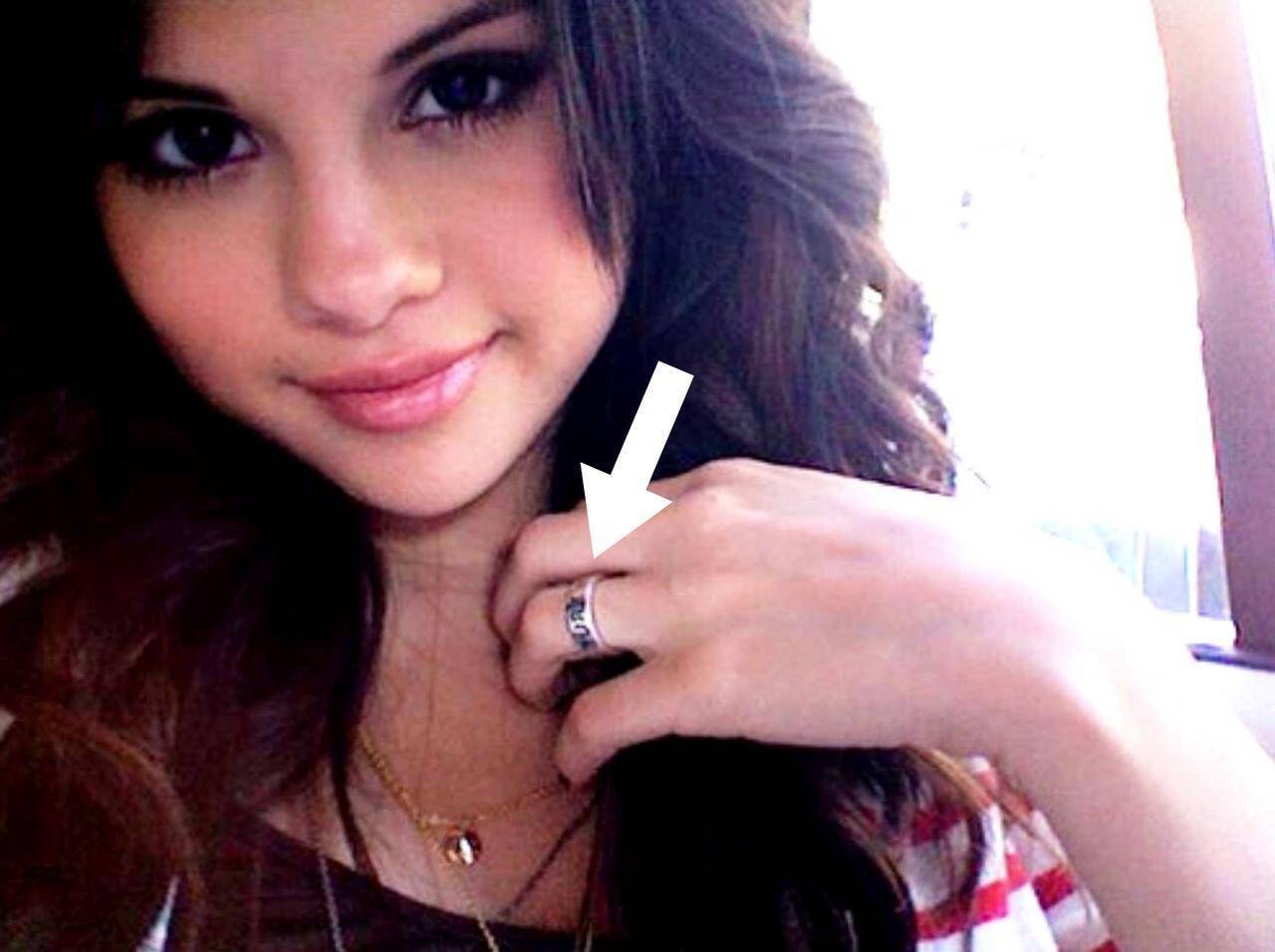 セレーナ ゴメスが結婚するまで貞操を守る 誓いの指輪 を外したのはいつ 18年3月9日 エキサイトニュース