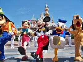 ディズニーランドは 夢の国 子供達の夢が詰まった場所での悪夢 19年7月11日 エキサイトニュース