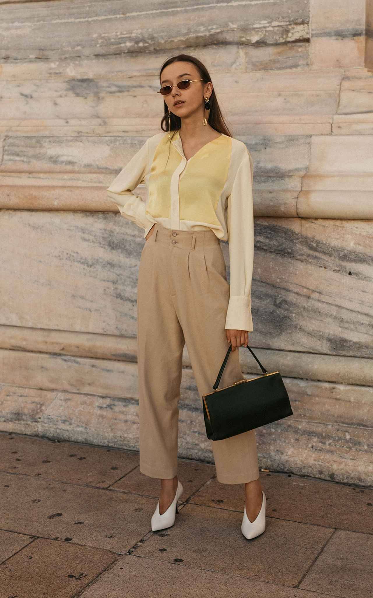 使える優秀アイテム ベージュパンツの海外セレブのコーデを拝見 18年4月18日 エキサイトニュース