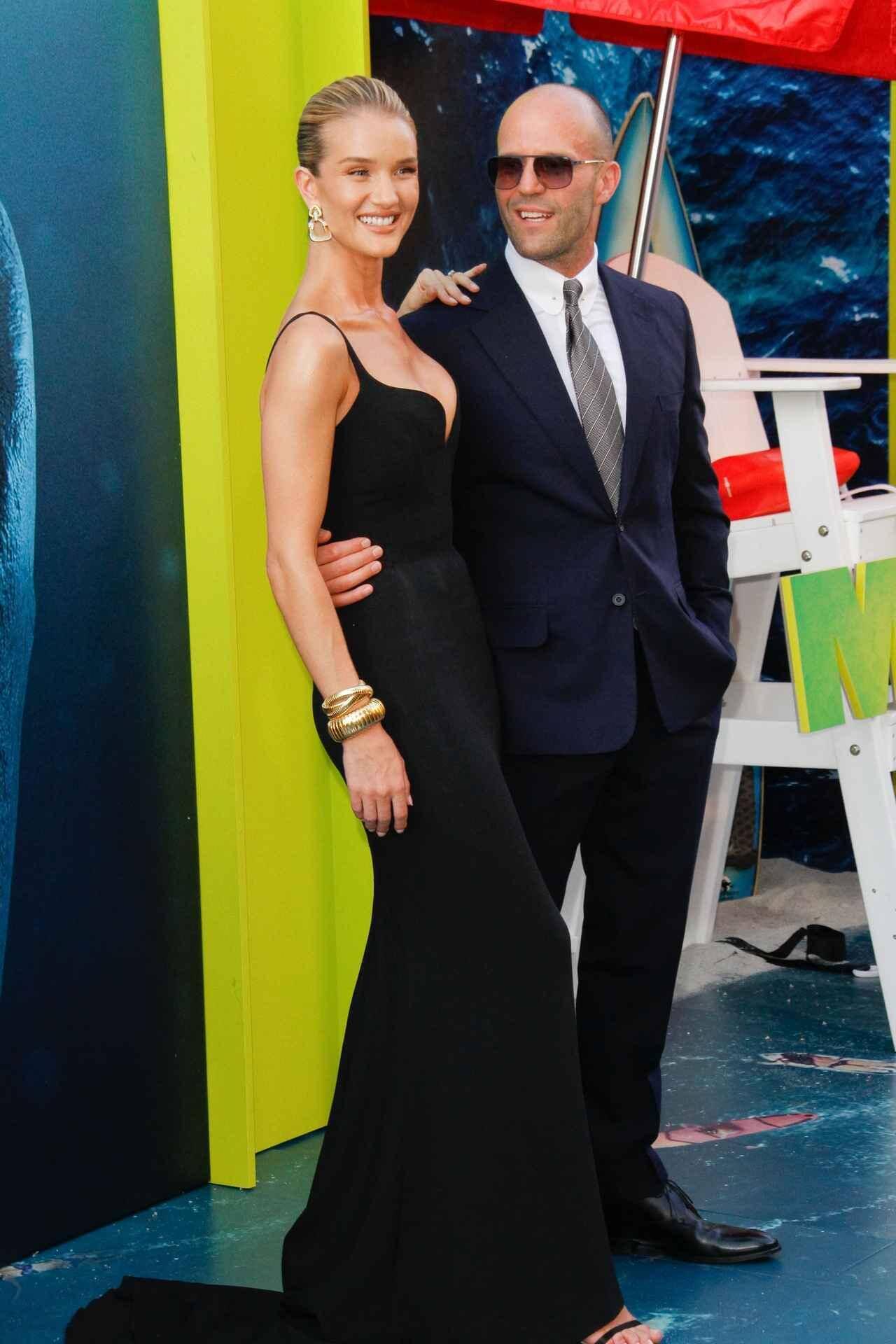 ロージー ハンティントン ホワイトリー 晴れ舞台は2 000円のプチプラコスメで 18年8月16日 エキサイトニュース ロージー ハンティントン ホワイトリー 晴れ舞台は2 000円のプチプラコスメで 18年8月16日 エキサイトニュース