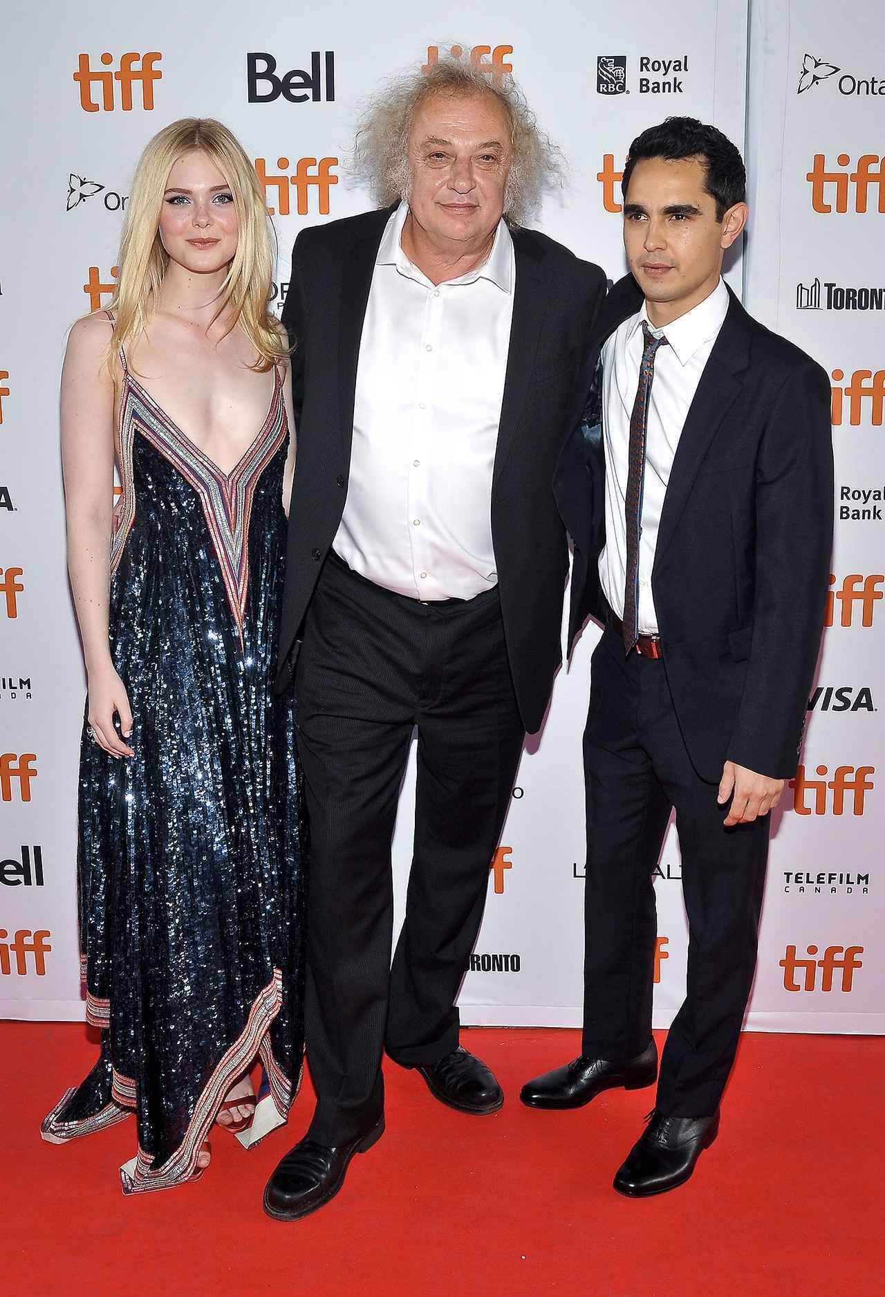 歳エル ファニング 12歳年上 ハンドメイズ テイル 俳優と カップルデビュー 18年9月12日 エキサイトニュース