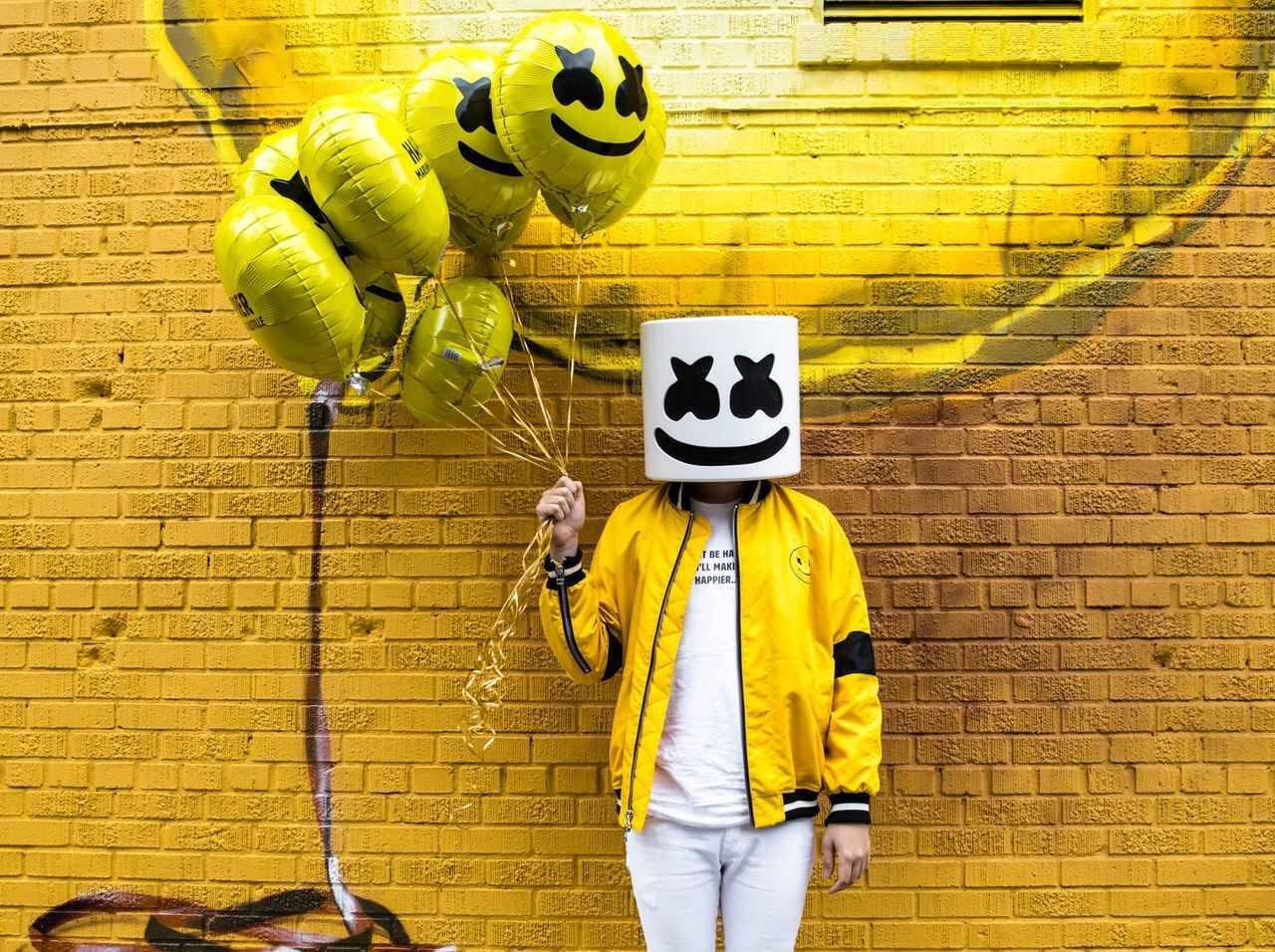 マシュメロ バスティルによる ハピヤー Mvにも歌詞にもウルウル 18年10月11日 エキサイトニュース