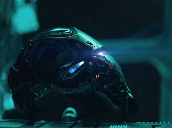 アベンジャーズ エンドゲーム 絶体絶命のアイアンマンに 救いの手 18年12月11日 エキサイトニュース アベンジャーズ エンドゲーム 絶体絶命のアイアンマンに 救いの手 18年12月11日 エキサイトニュース