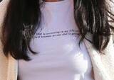 「セレーナ・ゴメス、服の胸元の「長文メッセージ」で伝えたかったこととは？」の画像3