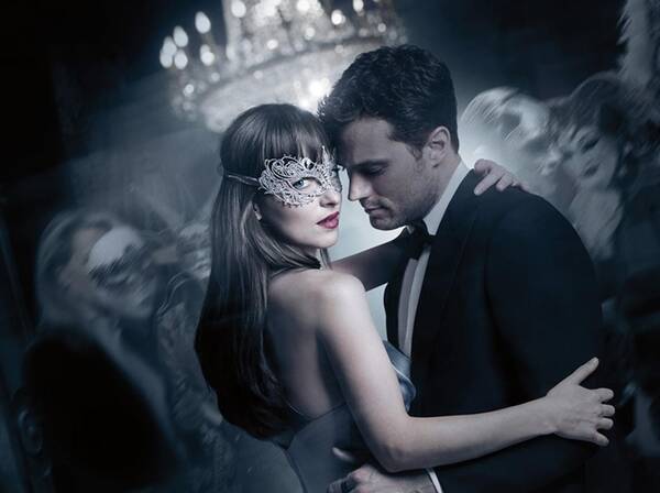 フィフティ シェイズ 著者の新たな 官能小説 は 現代版シンデレラ 19年1月26日 エキサイトニュース