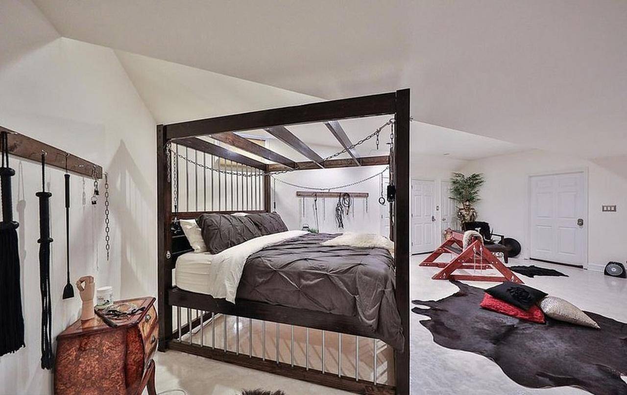 売り出し中の家にあった セックス部屋 があのr指定映画さながら 19年2月13日 エキサイトニュース