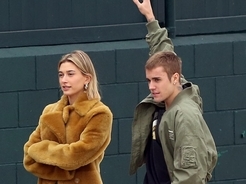 ヘイリー ビーバー ジャスティンの ちょっと恥ずかしい写真 を待ち受けに 19年2月16日 エキサイトニュース