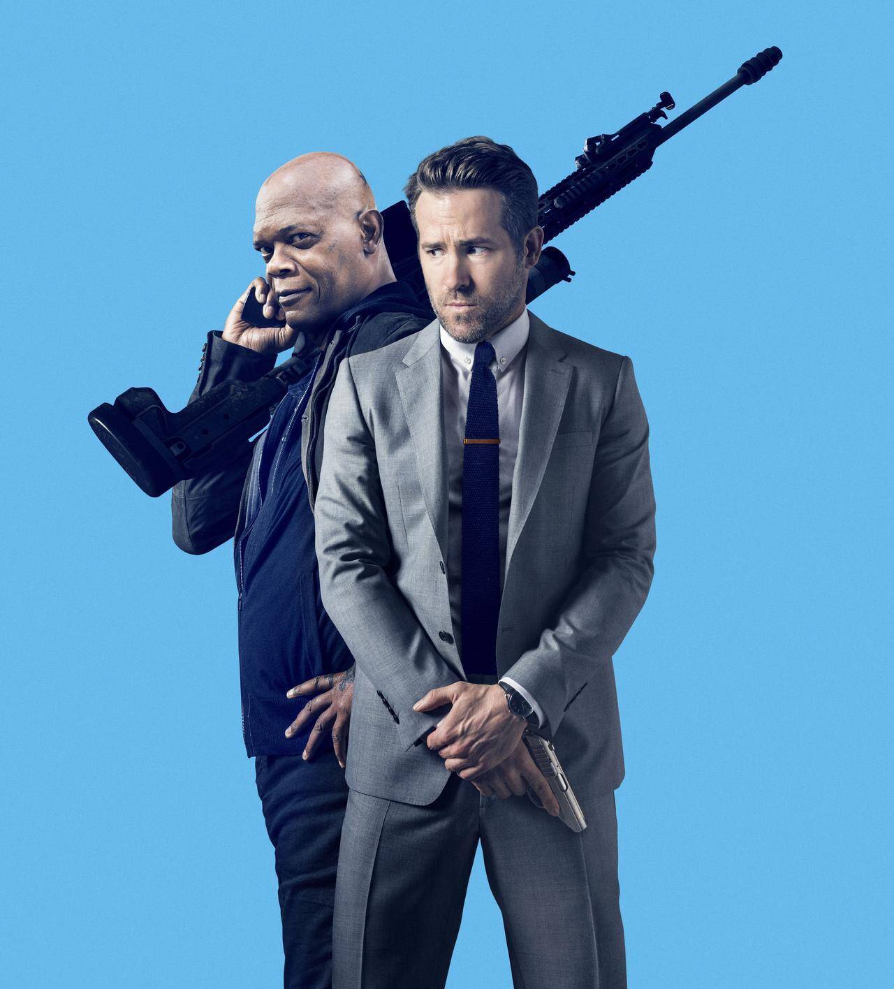 ライアン レイノルズ サミュエル L ジャクソンとの写真で1人だけ血まみれで笑顔 19年3月13日 エキサイトニュース