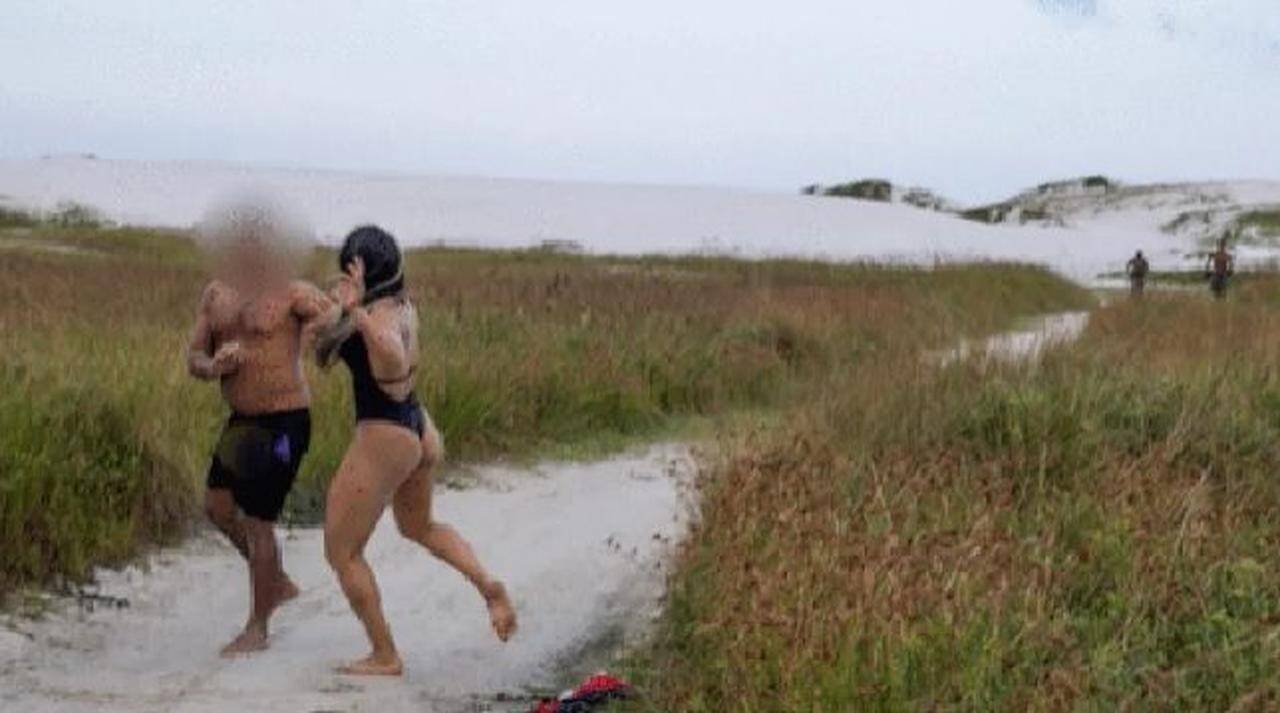 ビーチで男性が自慰行為した結果 Mmaの選手にボコられる 19年4月26日 エキサイトニュース