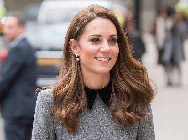 キャサリン妃 大好きな ゲーム オブ スローンズ の登場人物の 髪型 を再現 19年5月25日 エキサイトニュース キャサリン妃 大好きな ゲーム オブ スローンズ の登場人物の 髪型 を再現 19年5月25日 エキサイトニュース