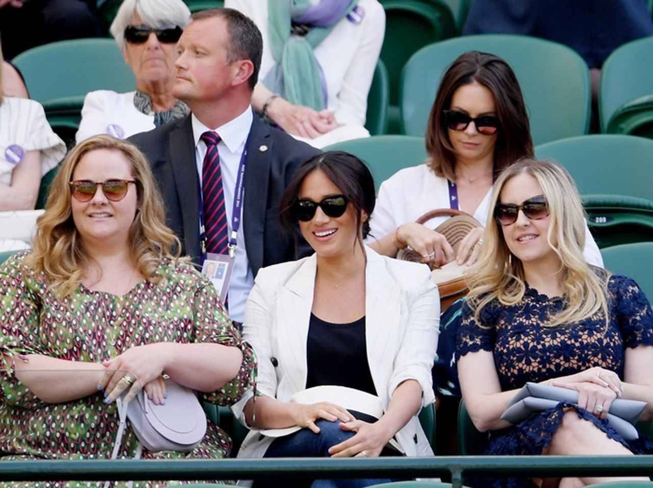 メーガン妃を撮影していたと思われていた男性 じつは 19年7月日 エキサイトニュース