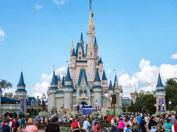 ディズニーランド 人気アトラクションからまさかの アレ が盗まれる 19年10月21日 エキサイトニュース ディズニーランド 人気アトラクションからまさかの アレ が盗まれる 19年10月21日 エキサイトニュース