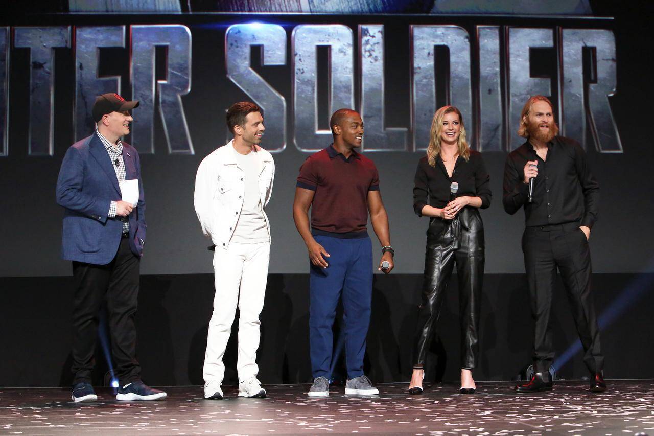 Mcu俳優の息子が キャプテン アメリカ に マーベル新作であのシールド持つ姿が激写 年1月23日 エキサイトニュース