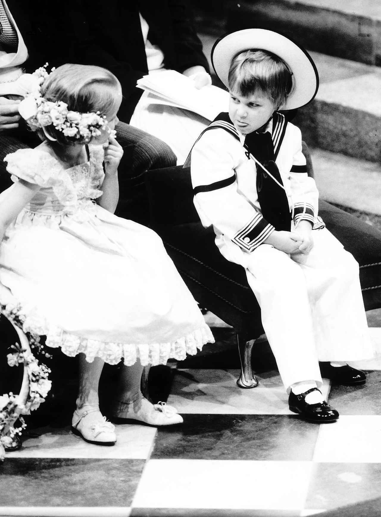シャーロット王女の あっかんべー 父ウィリアム王子もしていたことが発覚 写真アリ 19年8月14日 エキサイトニュース