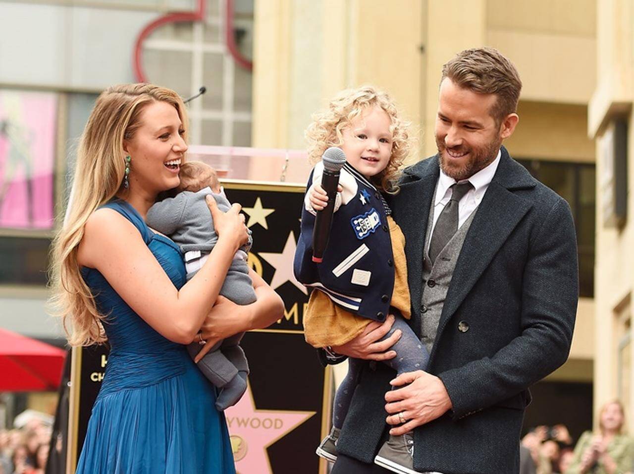 ブレイク ライブリーとライアン レイノルズ おしどり夫婦の 育児のこだわり 19年10月10日 エキサイトニュース